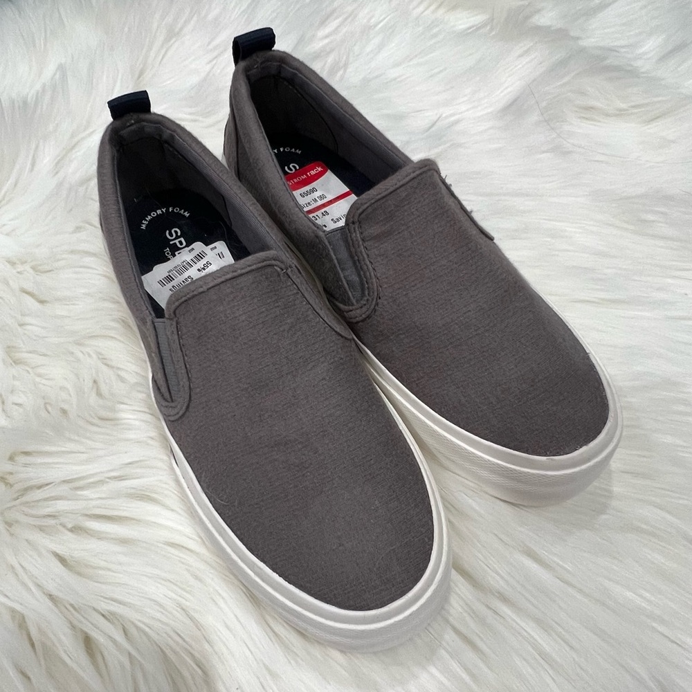 SPERRY Grey Slip On Sneakers